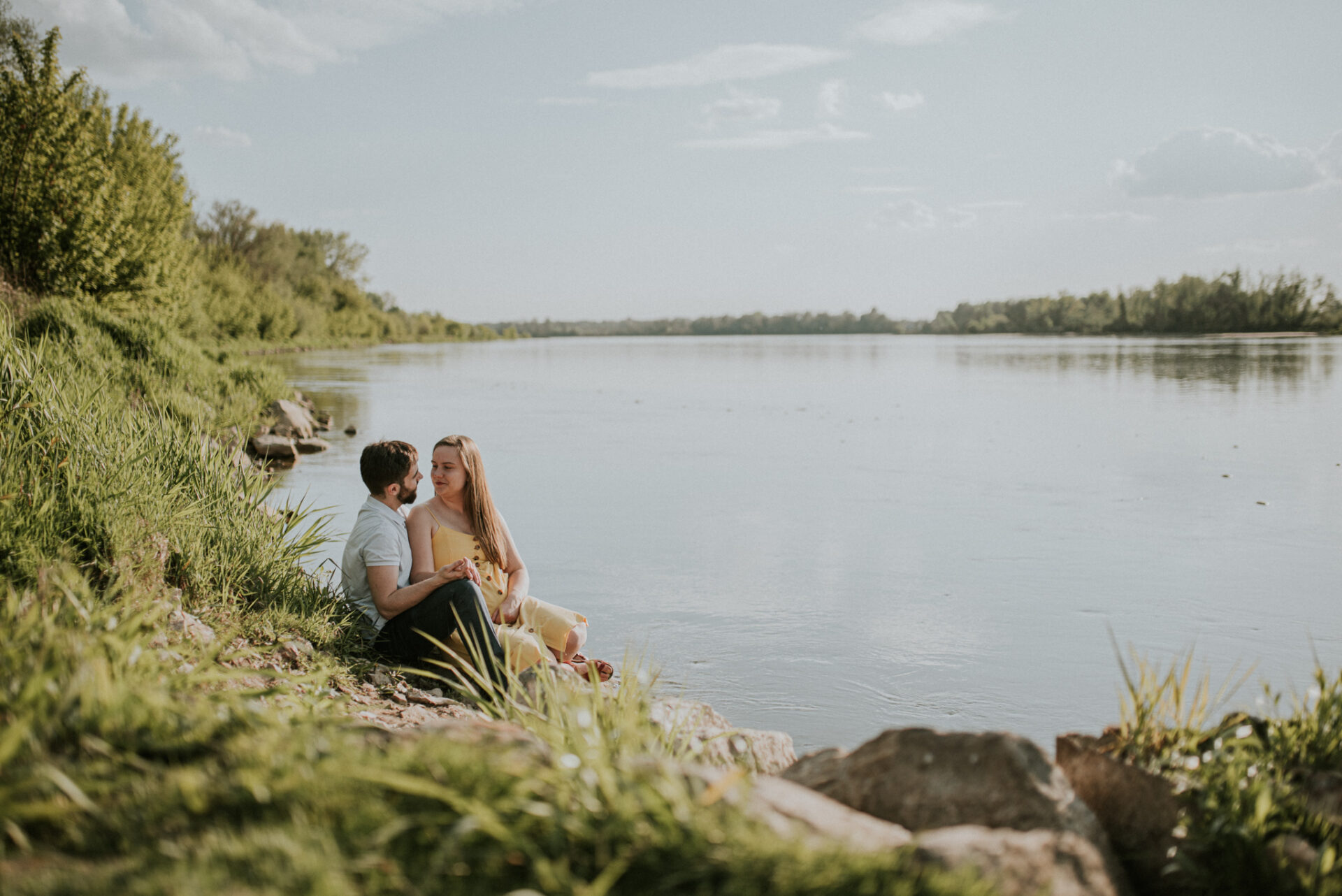 SAW 1039 Sesja narzeczeńska w sadzie