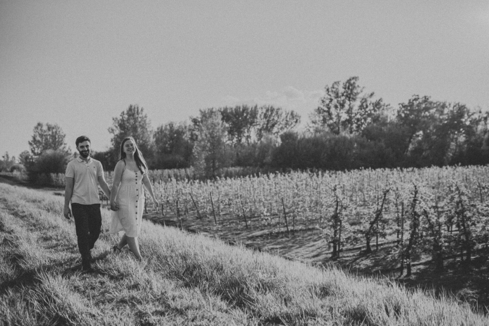 SAW 1374 Sesja narzeczeńska w sadzie