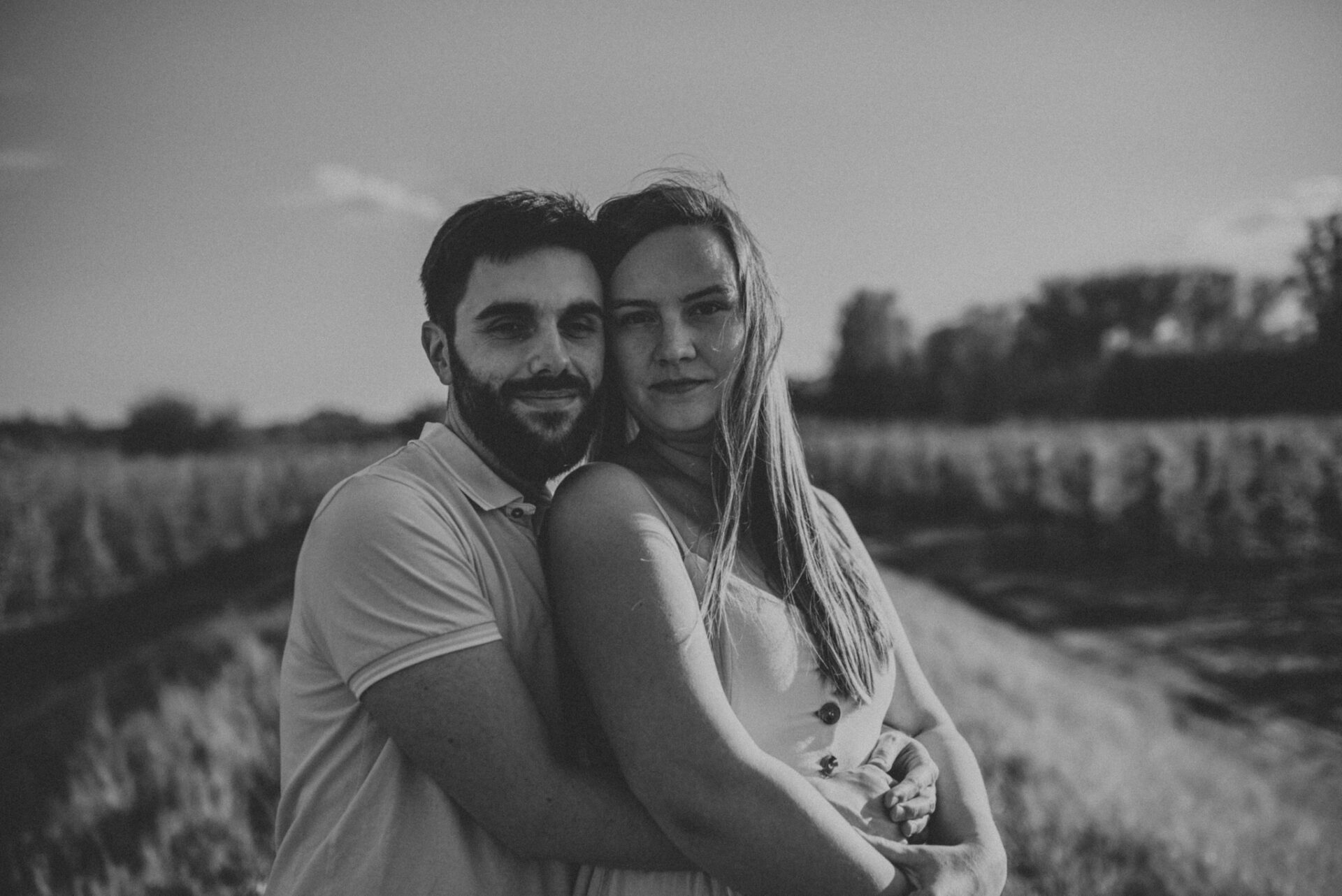 SAW 1450 Sesja narzeczeńska w sadzie