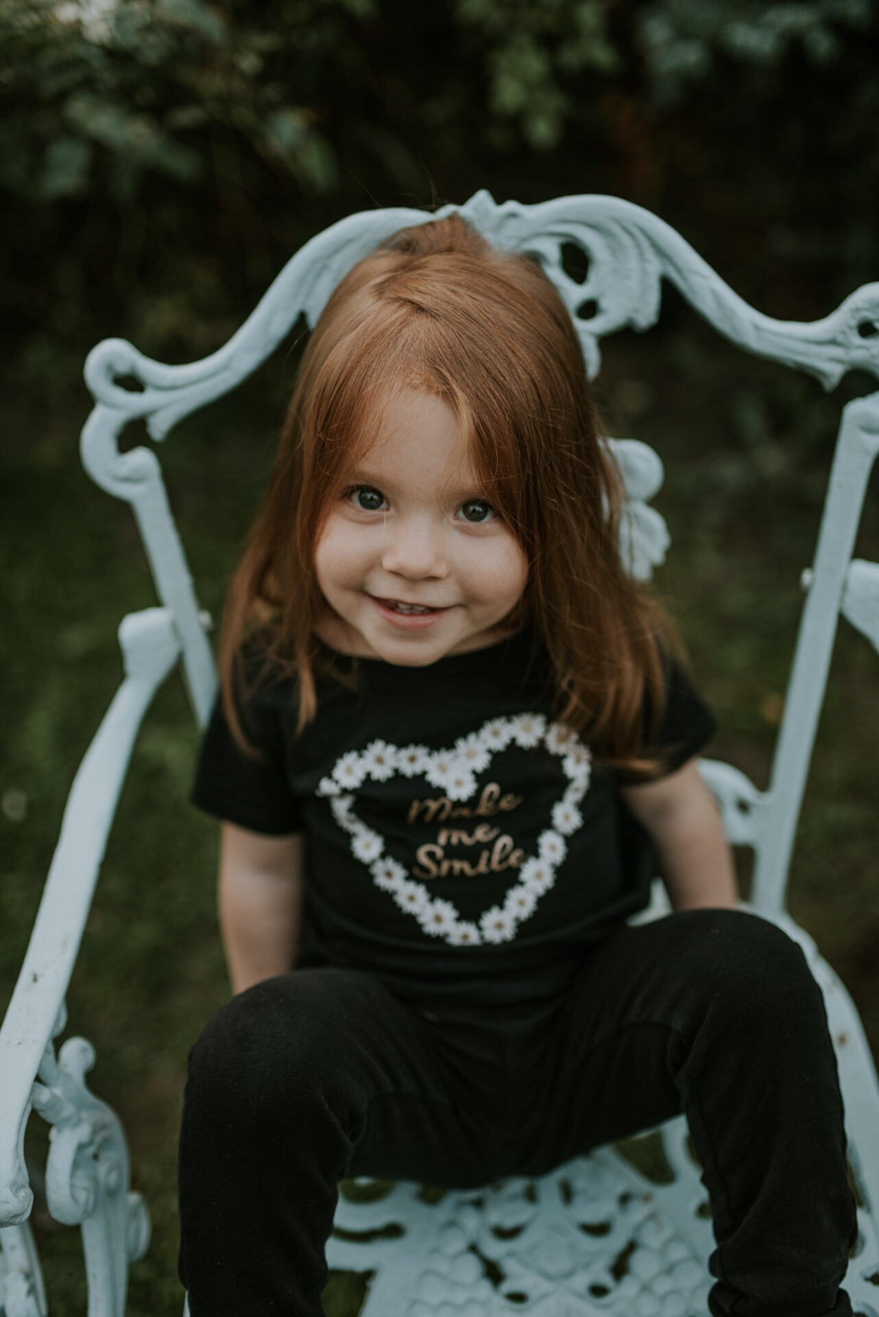 SAW 3241 Sesja rodzinna w zaczarowanym ogrodzie