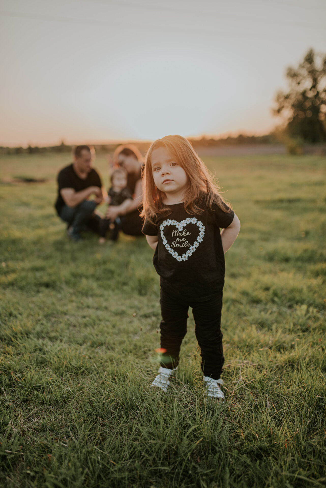 SAW 3841 Sesja rodzinna w zaczarowanym ogrodzie