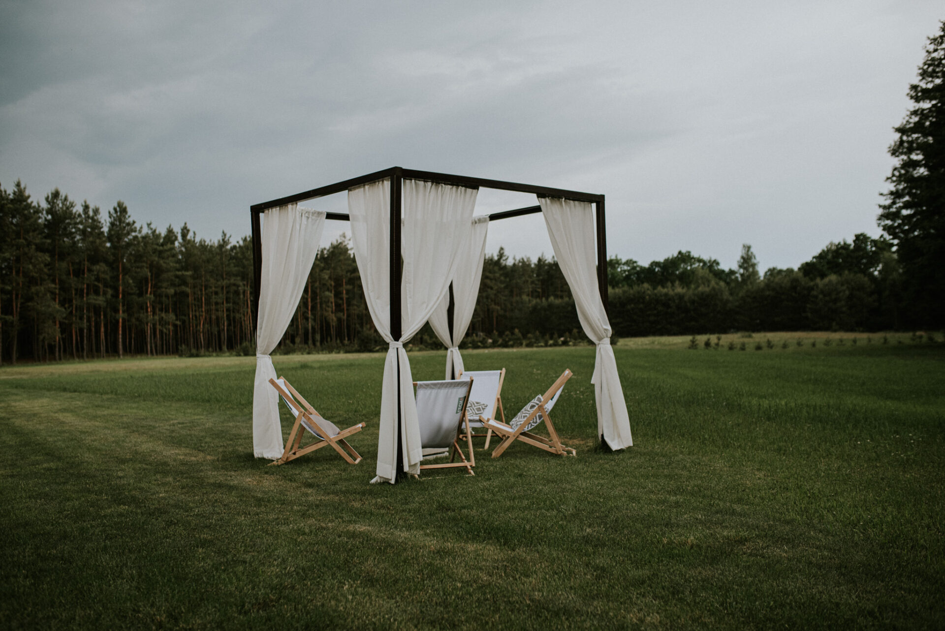 SAW 6154 Stylizowana sesja ślubna w stylu "Rock!"