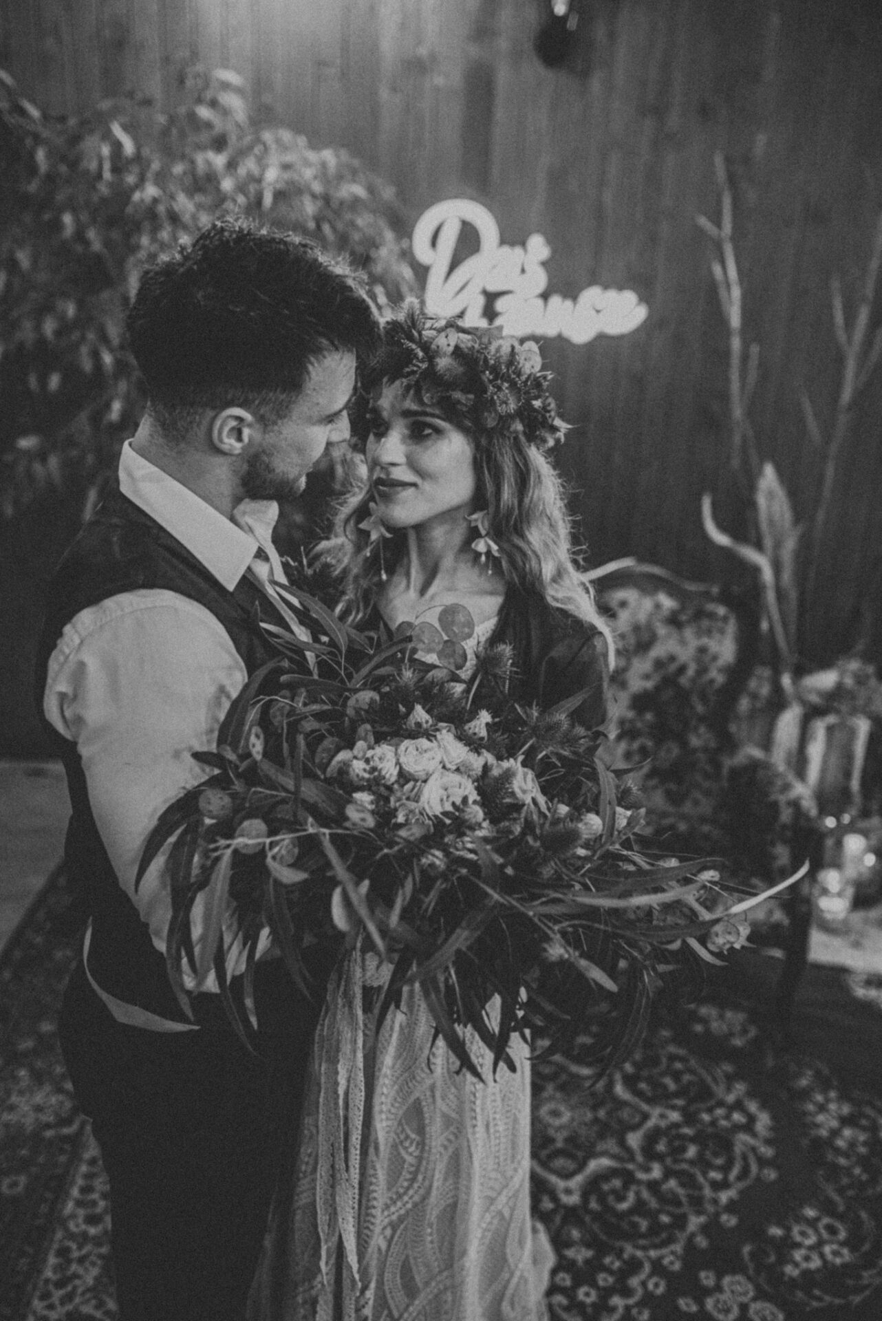 SAW 6921 Stylizowana sesja ślubna w stylu "Rock!"