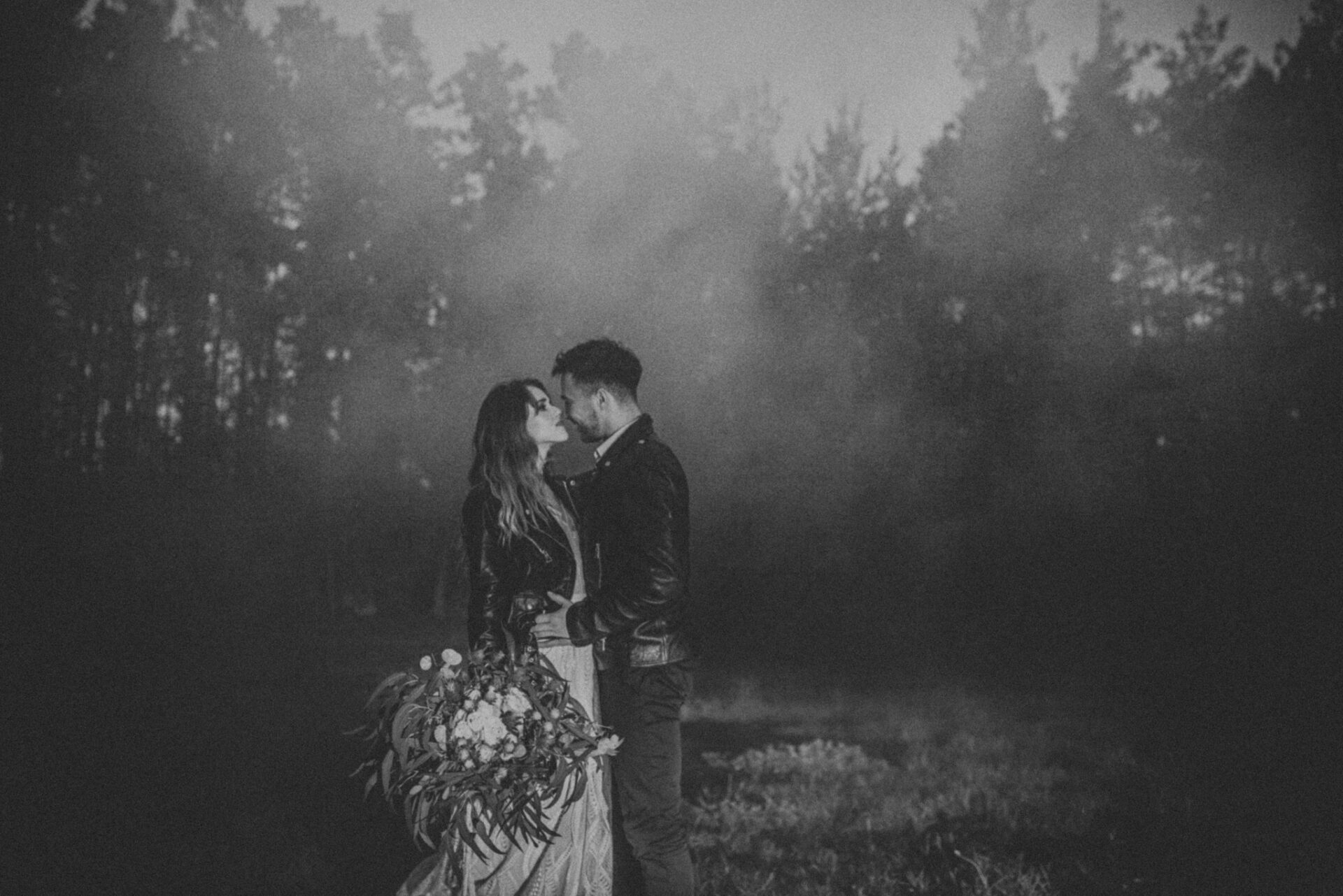 SAW 7125 Stylizowana sesja ślubna w stylu "Rock!"