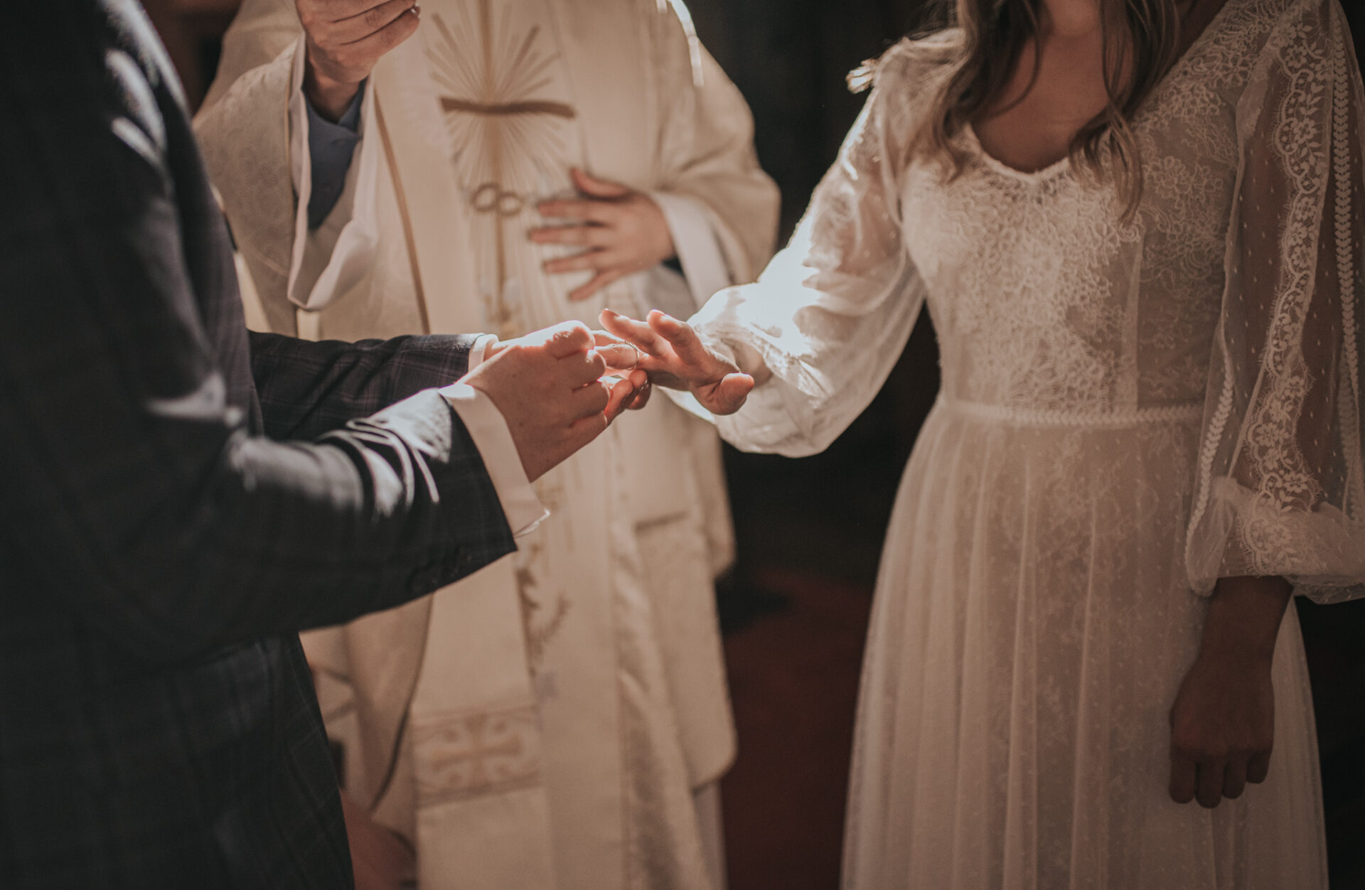 SAW 4111 Slow wedding w Mokoto