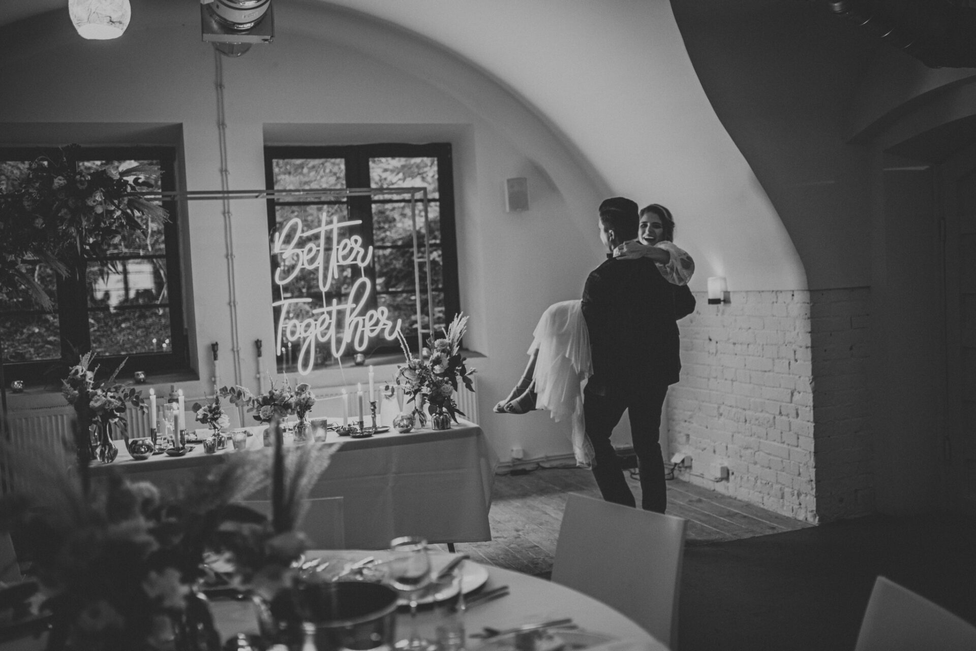 SAW 4577 Slow wedding w Mokoto