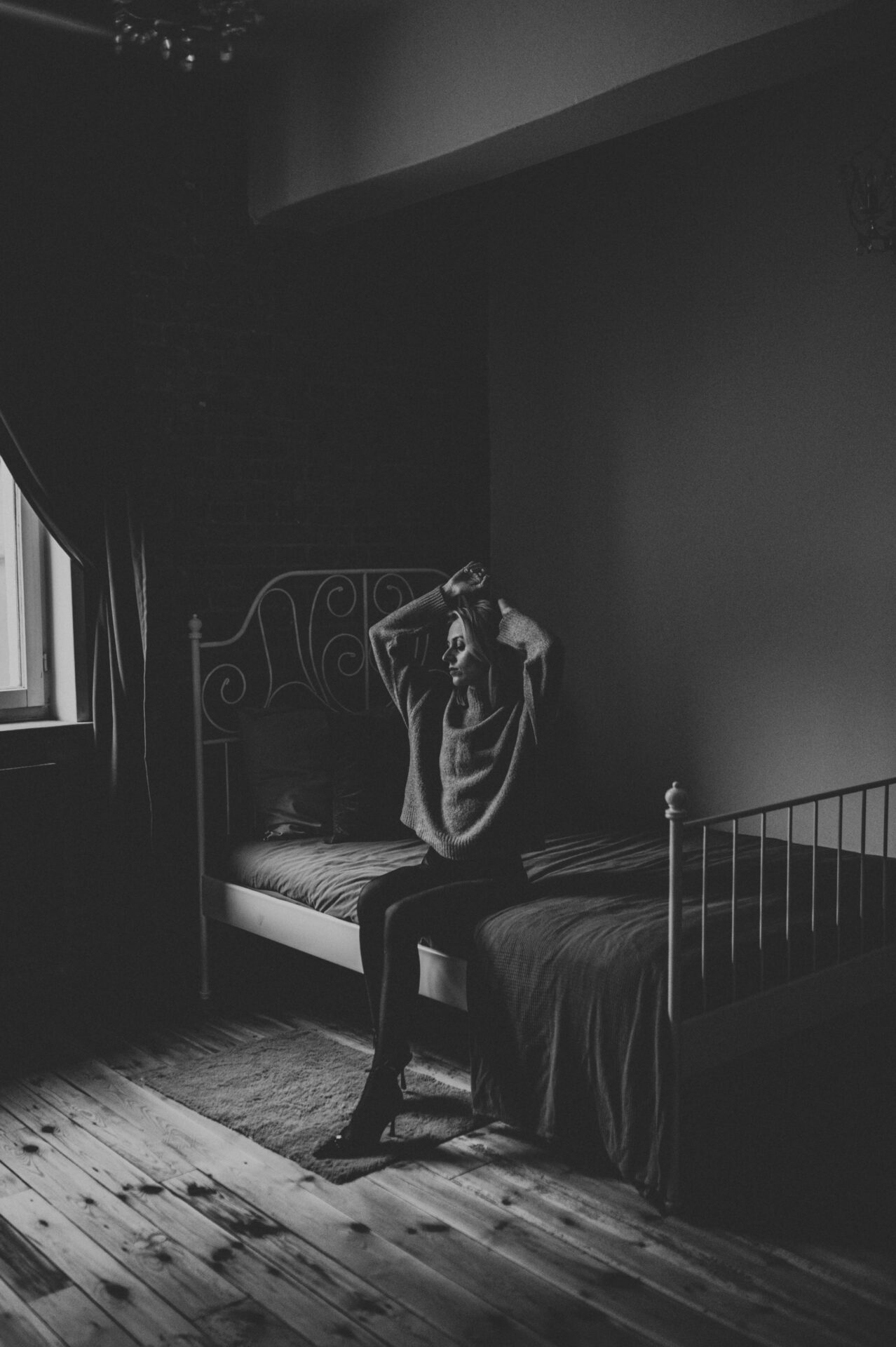 SAW 2155 Sensualna sesja kobieca w Loft 22.