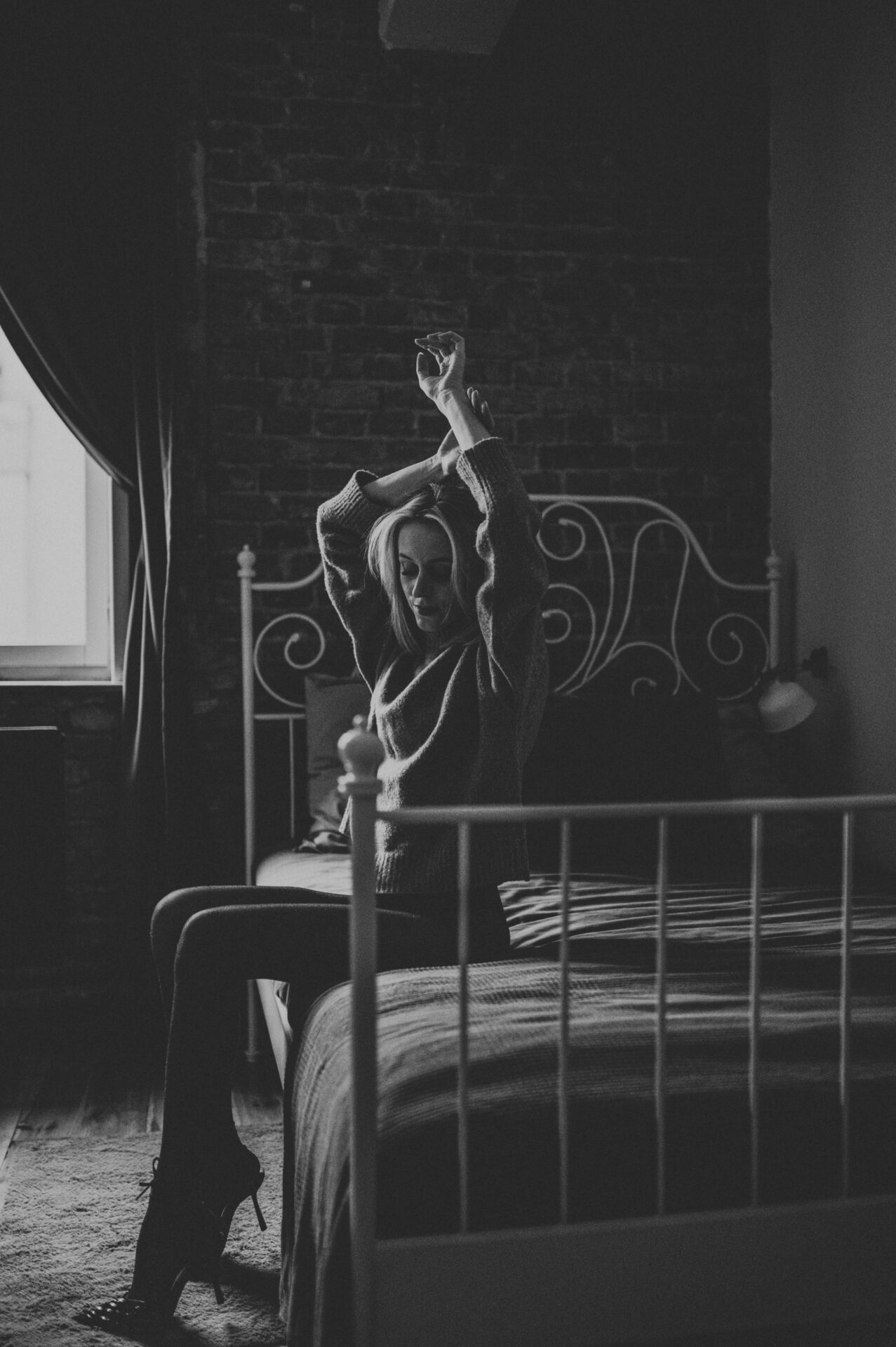 SAW 2171 Sensualna sesja kobieca w Loft 22.