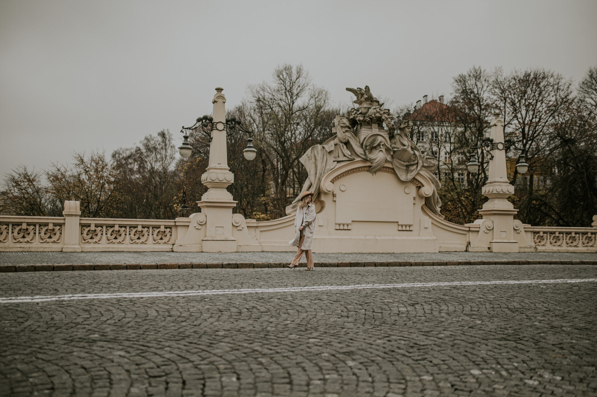 SAW 6892 Sesja Kobieca - warsaw street session