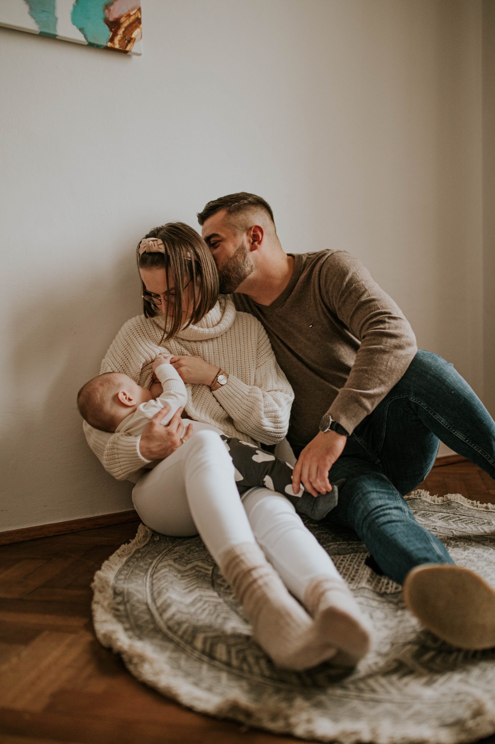 SAW 4327 scaled Sesja rodzinna w światłocienie studio